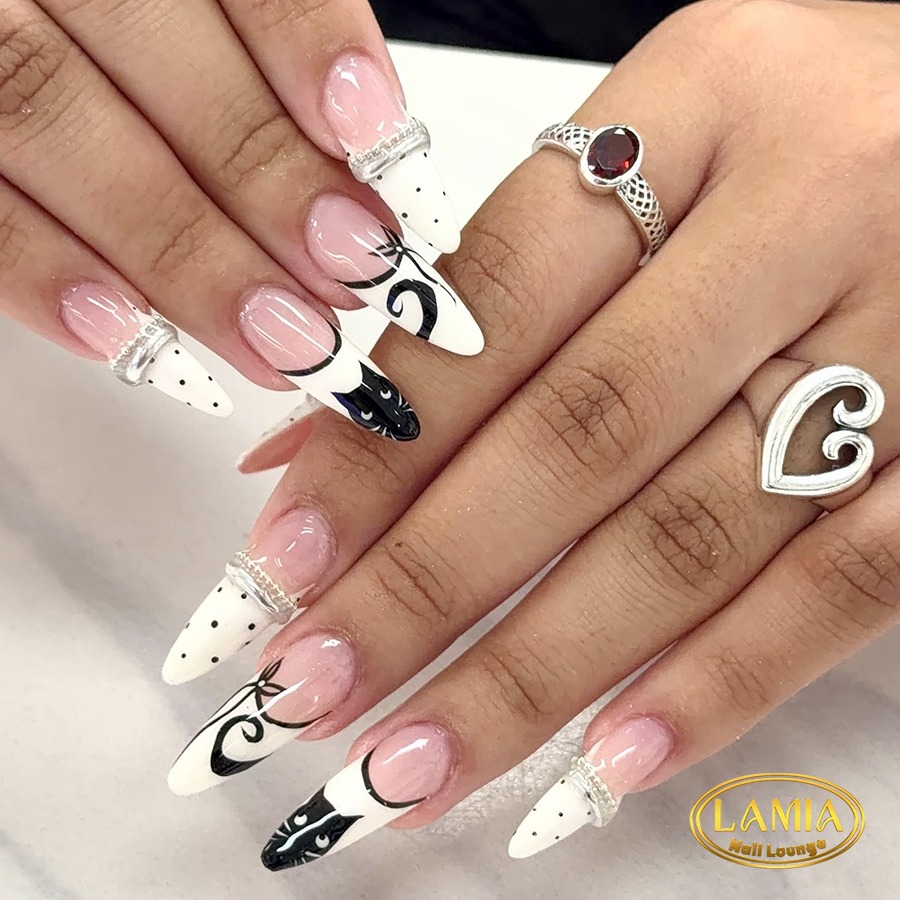 Lamia Nail Lounge